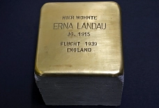 Stolperstein Erna Landau